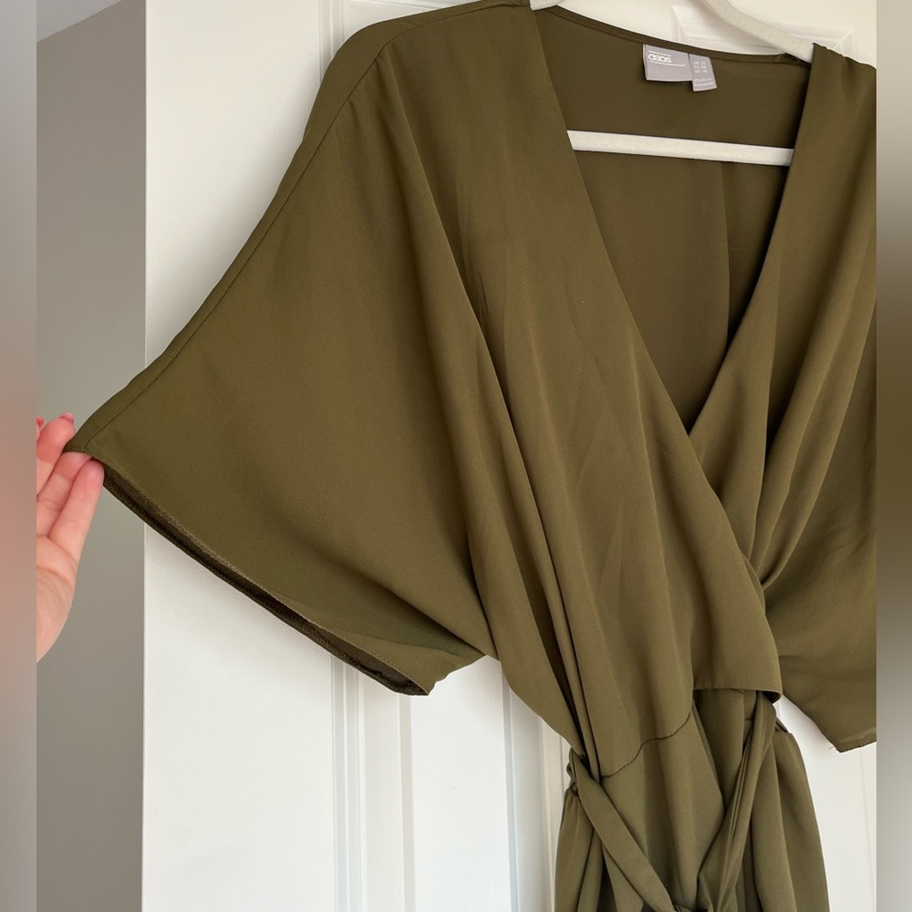 Olive wrap top